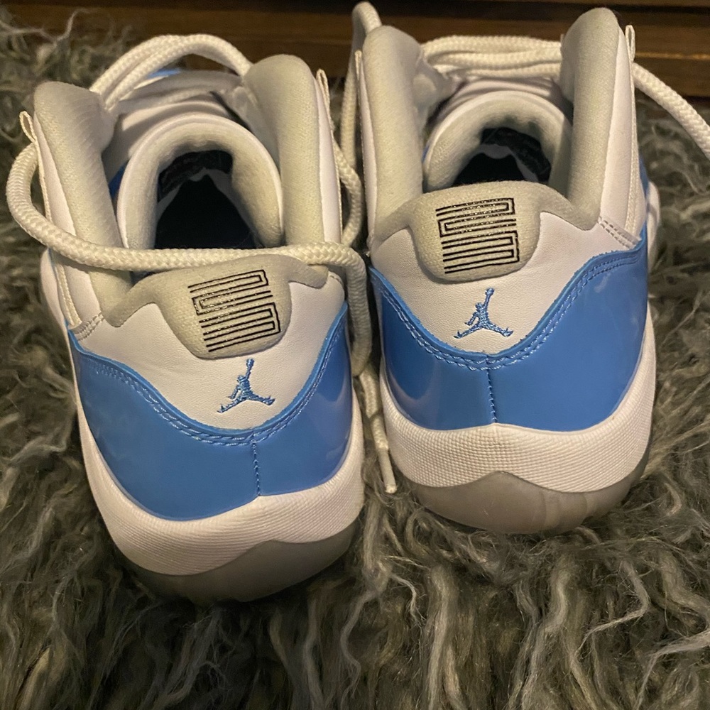 AIR JORDAN 11 RETRO LOW "CAROLINA 2017 RELEASE"